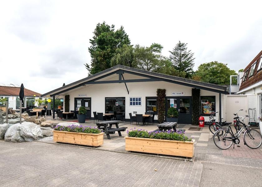 Zeeland Oostkapelle Reception