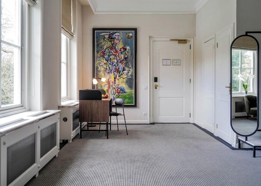 South Holland Voorburg Room