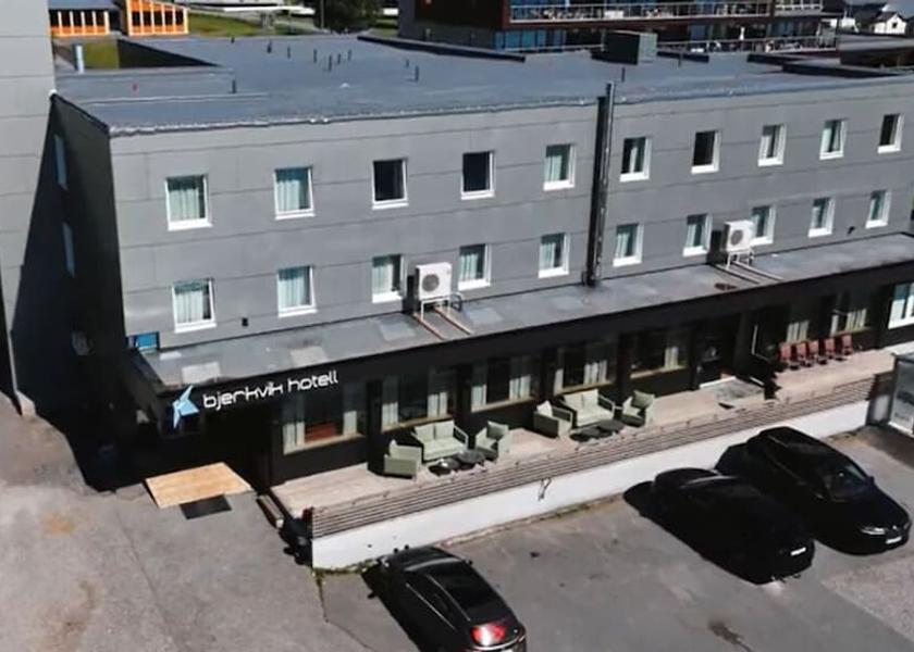 Nordland Narvik Front of property