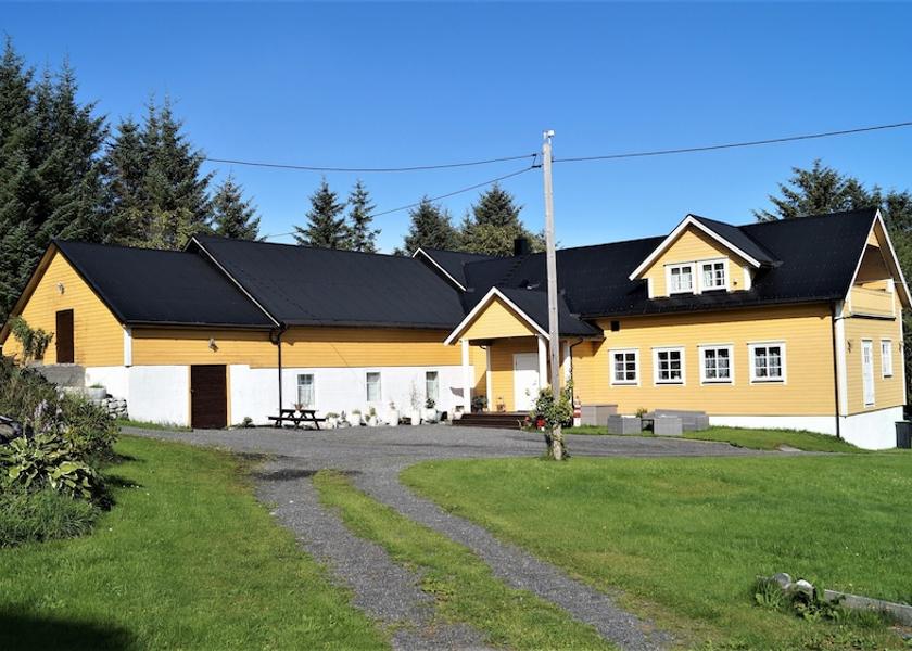 More og Romsdal (county) Giske Exterior Detail