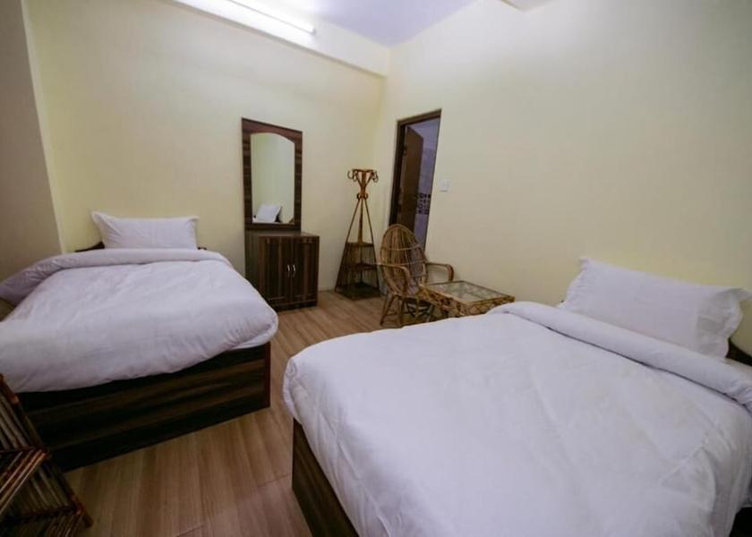  Kathmandu Room