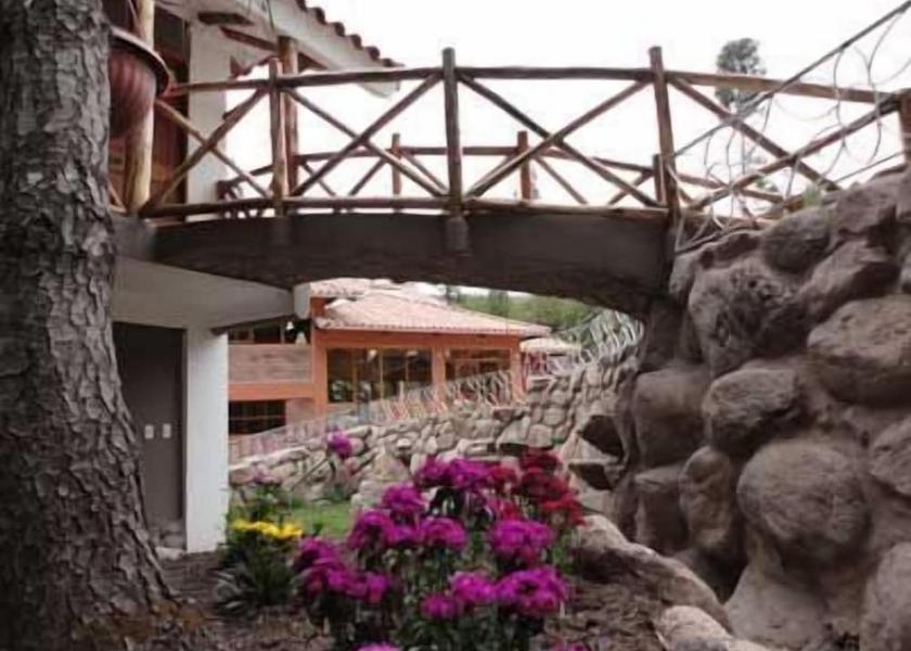 Cusco (region) Urubamba Exterior Detail