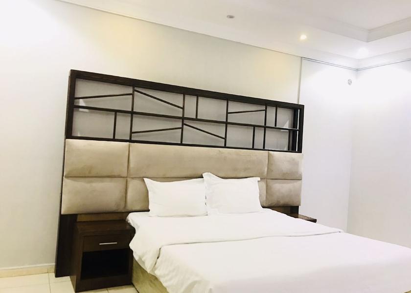  Jeddah Room