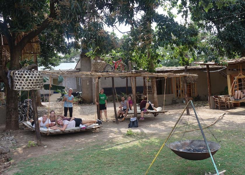  Moshi Exterior Detail