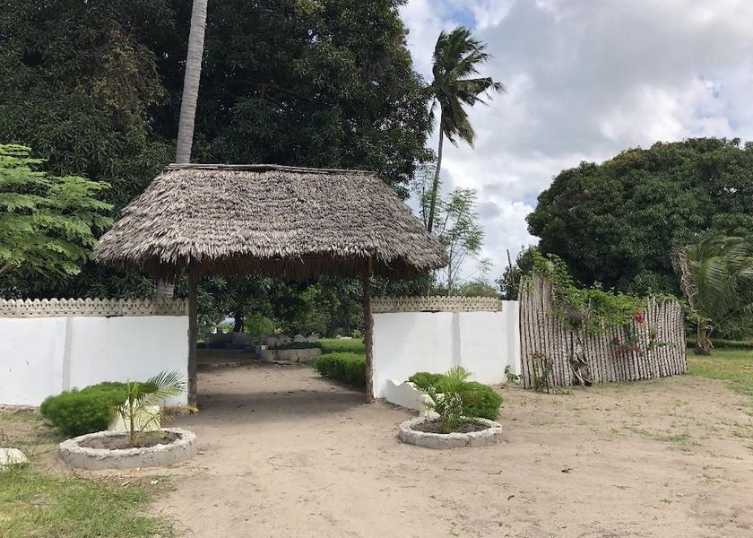  Mafia Island Entrance