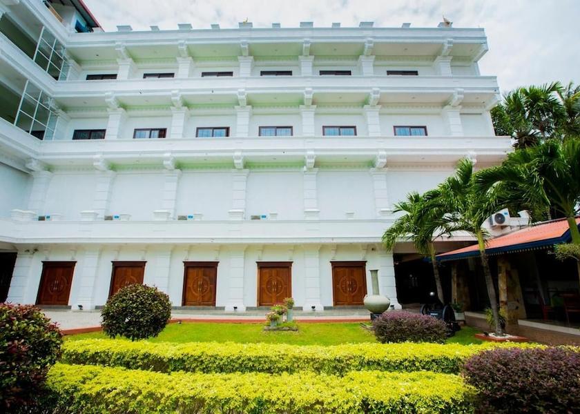 Gampaha District Seeduwa - Katunayake Exterior Detail