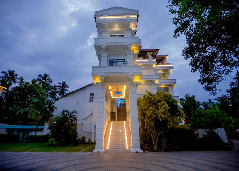 Gampaha District Seeduwa - Katunayake Exterior Detail