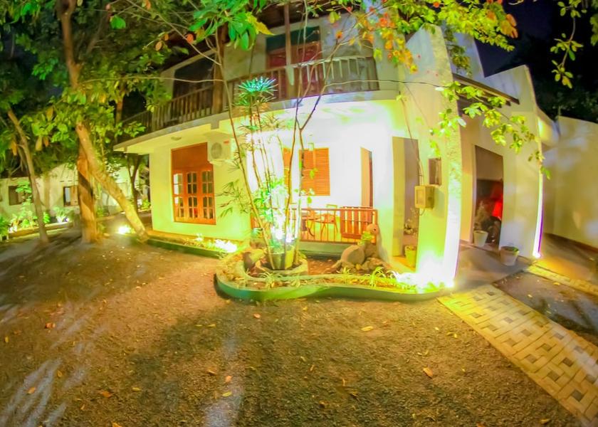 Gampaha District Seeduwa - Katunayake Exterior Detail