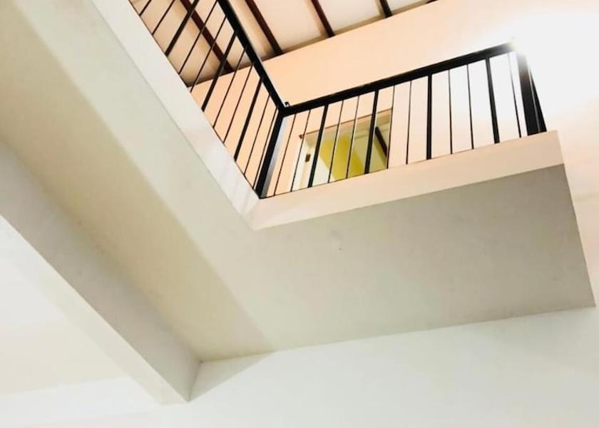 Gampaha District Seeduwa - Katunayake Interior Entrance