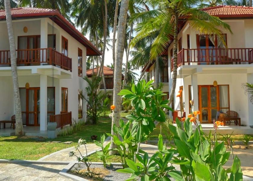 Hambantota District Ranna Interior Entrance