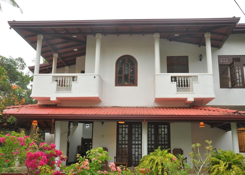 Matara District Weligama Facade