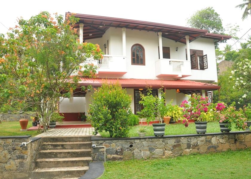 Matara District Weligama Facade