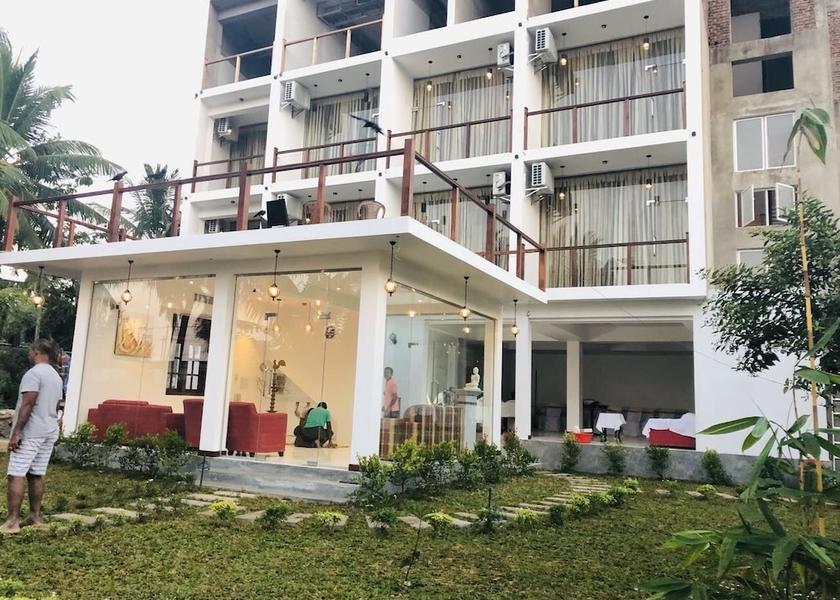 Matara District Weligama Facade