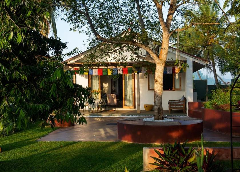 Galle District Wanchawala Room