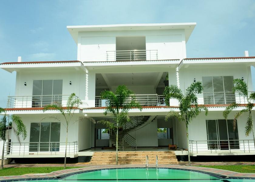 Trincomalee District Nilaveli Interior Entrance