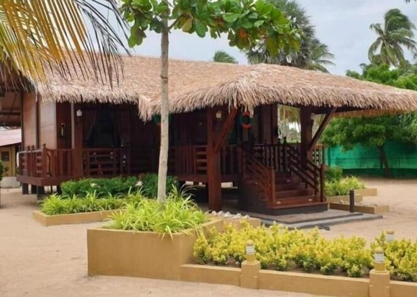 Trincomalee District Nilaveli Property Grounds