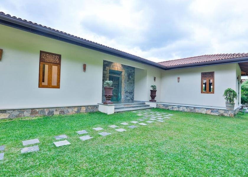 Central Province Digana Entrance