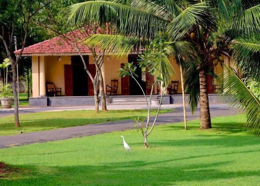 Galle District Balapitiya Facade