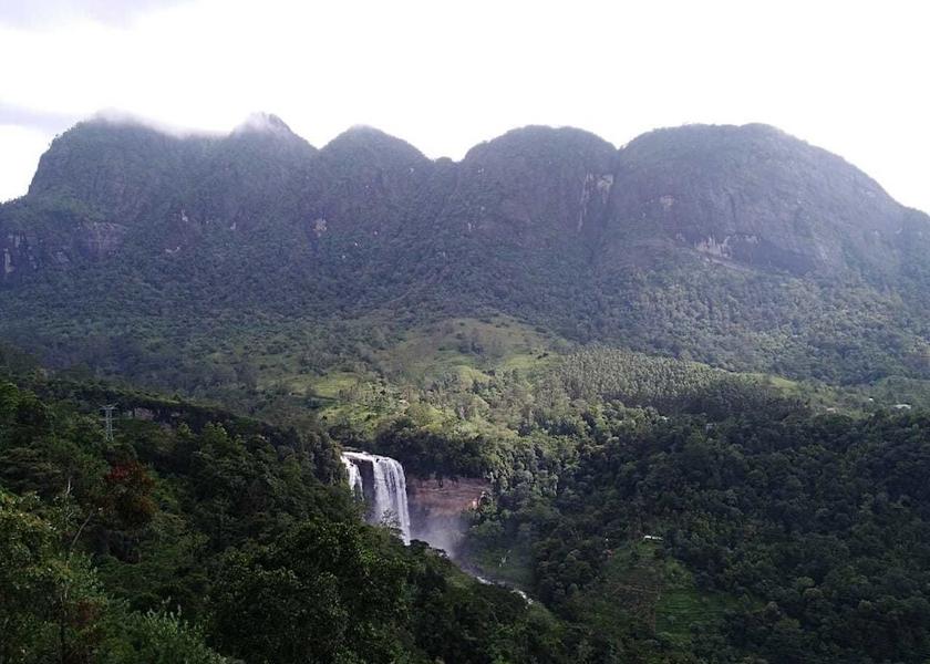 Central Province Hatton Property Grounds