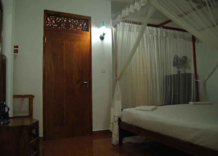 Galle District Unawatuna Room