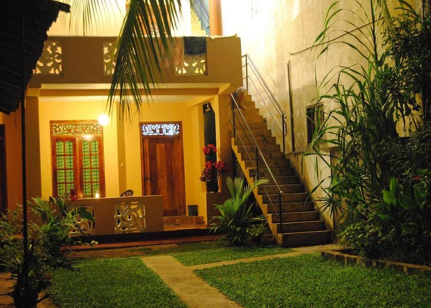 Galle District Unawatuna Facade