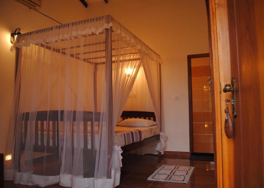 Galle District Unawatuna Room