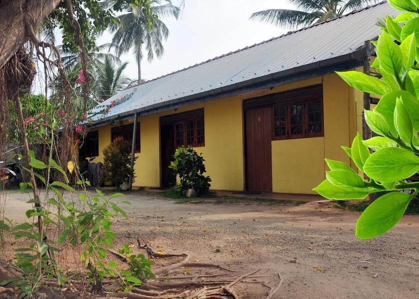 North Western Province Chilaw Exterior detail