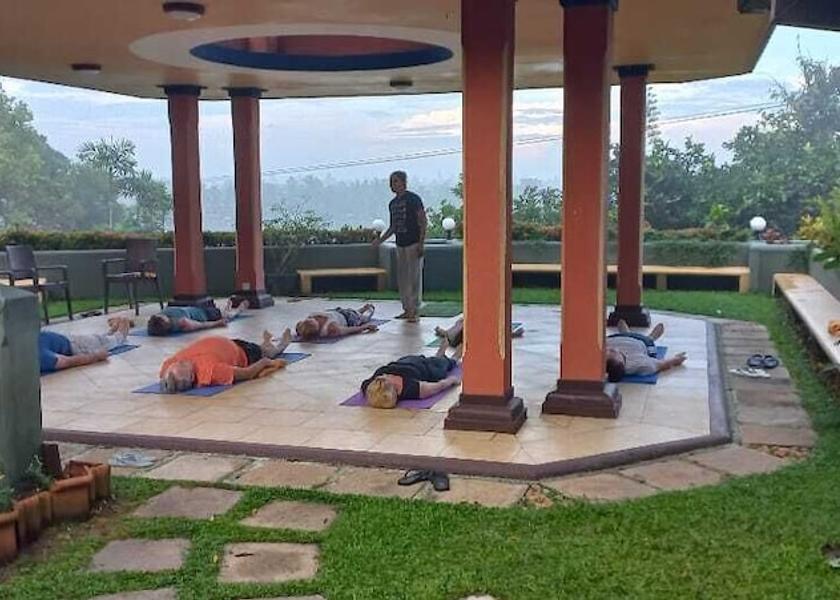 Colombo District Piliyandala Sundeck