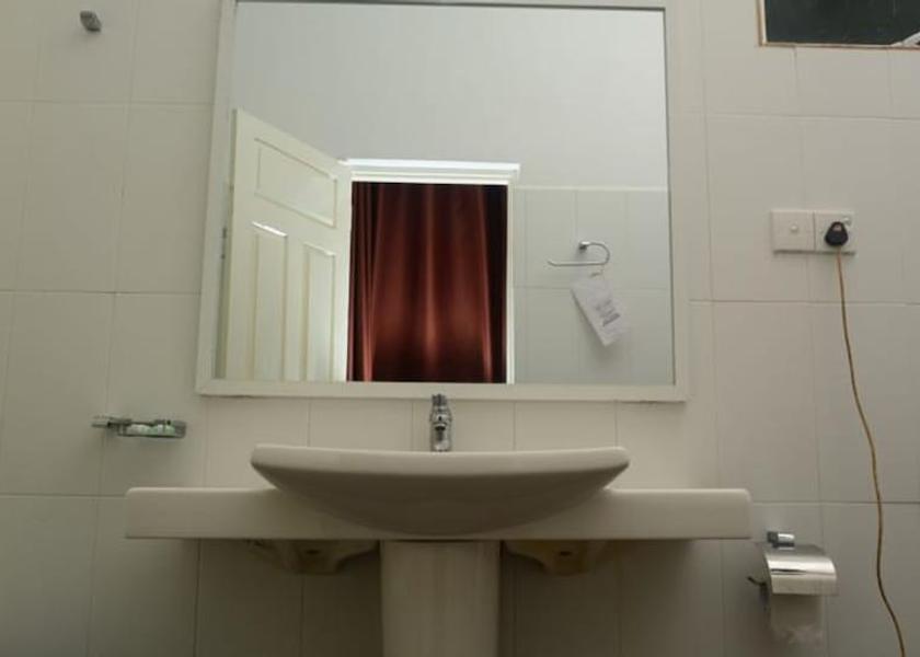 Eastern Province Trincomalee Bathroom