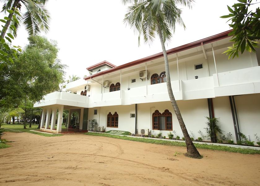 Eastern Province Trincomalee Breakfast Area