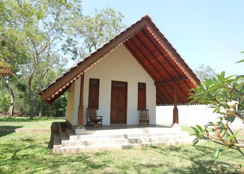Hambantota District Hambantota Exterior Detail