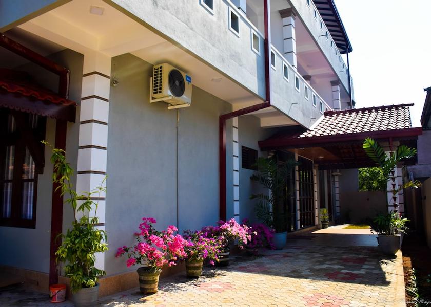 Galle District Ahangama Facade