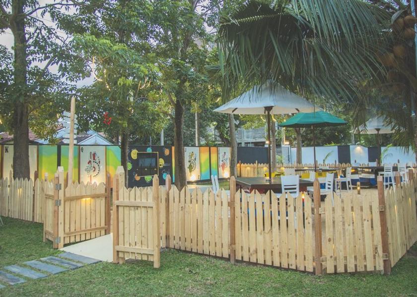 Western Province Negombo Exterior Detail
