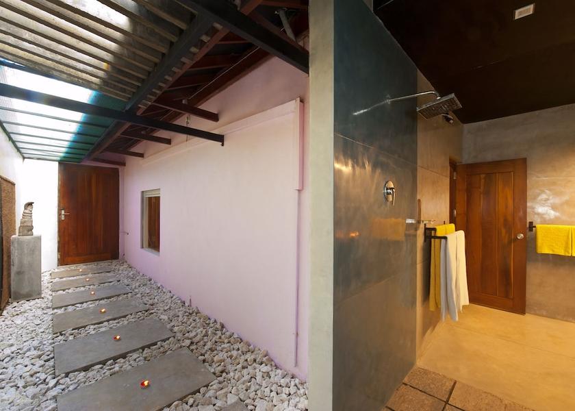Western Province Negombo Room