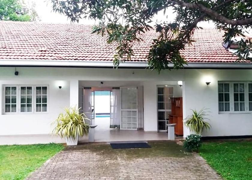 Gampaha District Negombo Facade