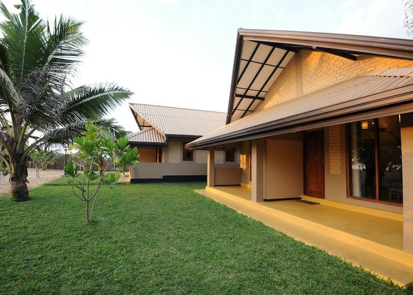 North Western Province Norochcholai Exterior Detail
