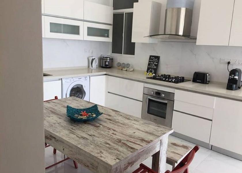 Colombo District Mount Lavinia In-Room Dining