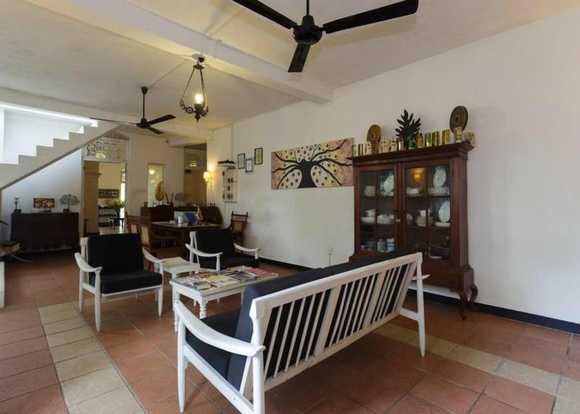 Western Province Mount Lavinia Interior Entrance