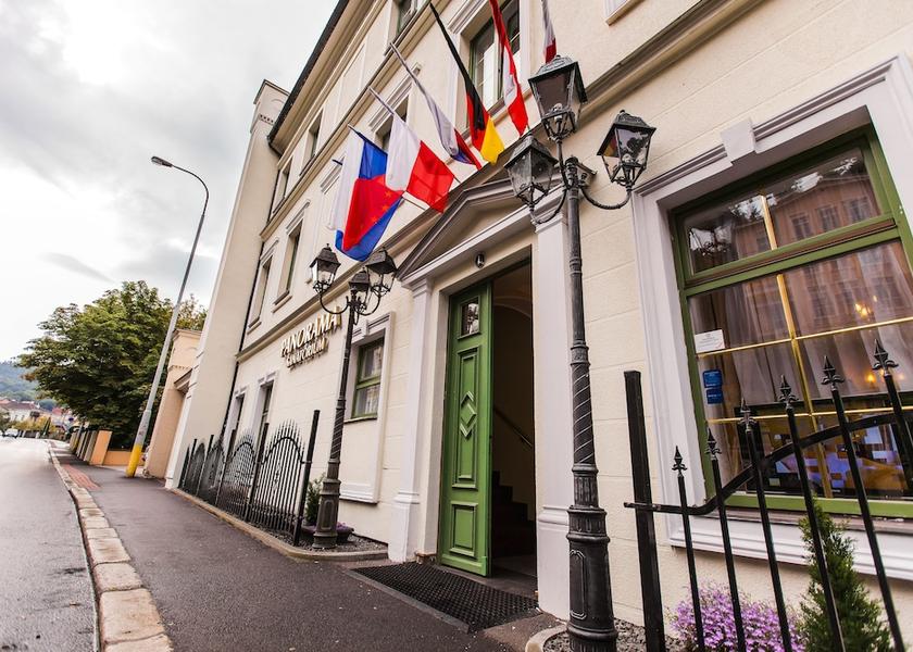 Karlovy Vary (region) Karlovy Vary Primary image