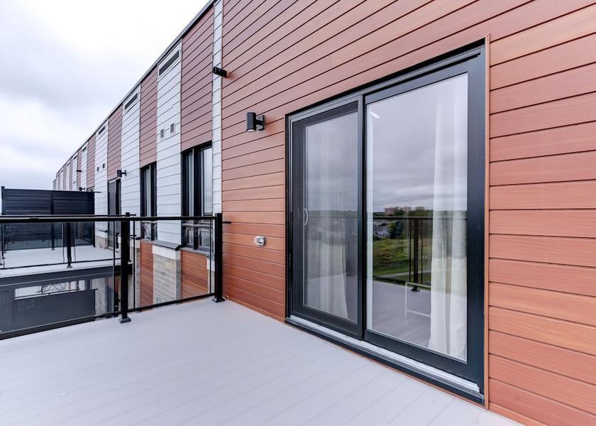 Ontario Ottawa Exterior Detail