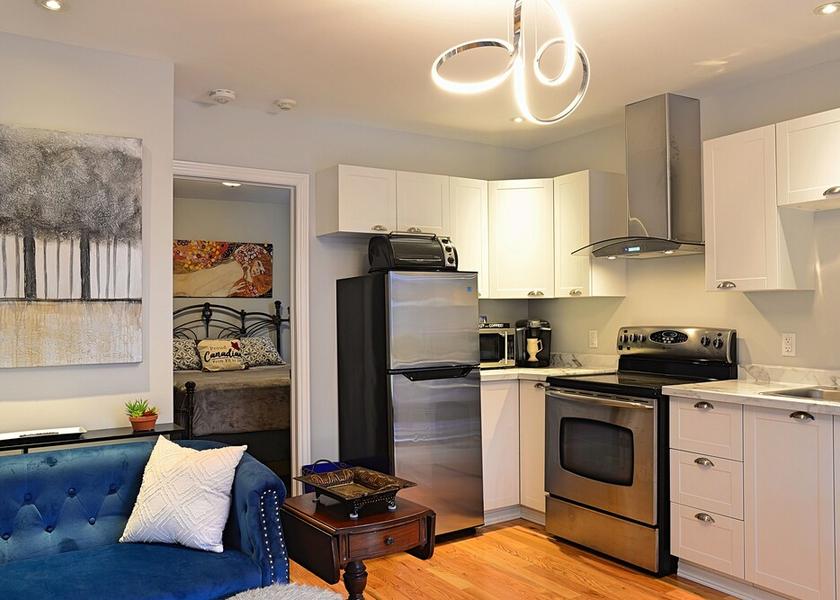 Ontario Ottawa Exterior Detail