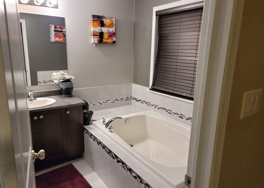 Ontario Ottawa Bathroom