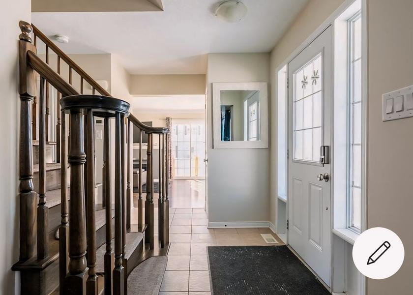 Ontario Ottawa Living Area