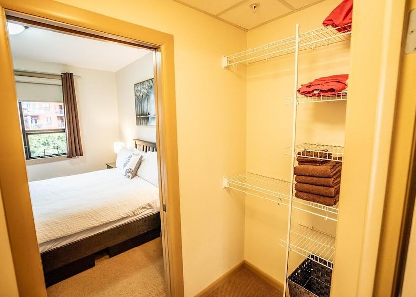 British Columbia Kelowna Room