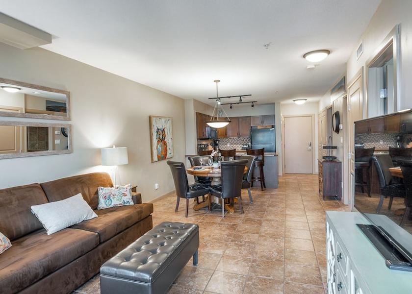 British Columbia Kelowna Interior Entrance