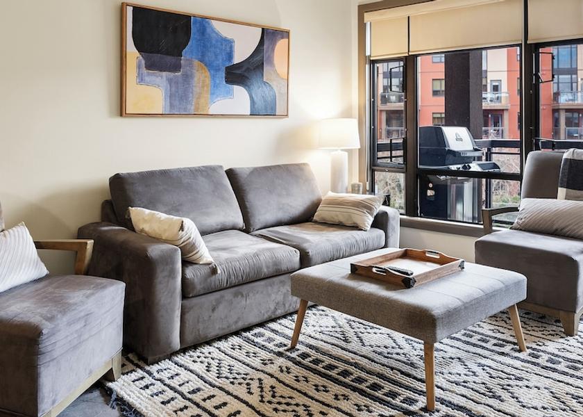 British Columbia Kelowna Interior Entrance