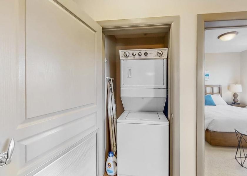 British Columbia Kelowna Interior Entrance