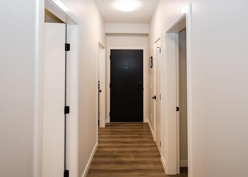 British Columbia Kelowna Interior Entrance