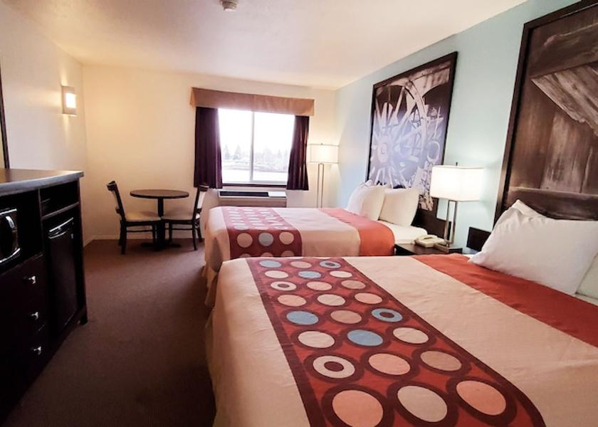 Alberta Strathmore Room