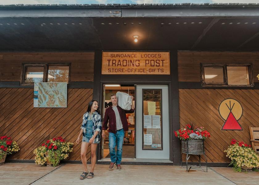Alberta Kananaskis Lobby